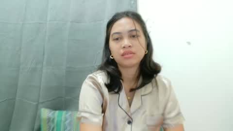 im jenny online show from March 27, 8:48 am