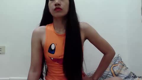 ursexychix_4u online show from March 12, 9:18 pm