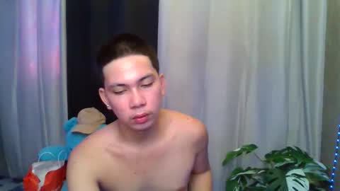 ursweet_jade online show from April 7, 7:21 am