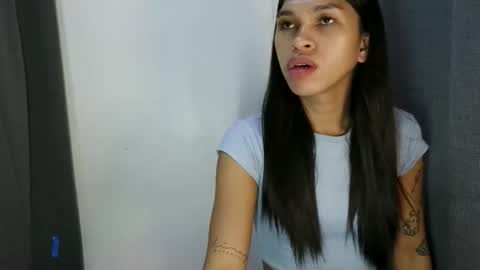 ursweet_zeviixx online show from February 14, 11:24 am