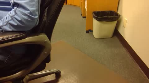 useemie online show from December 4, 12:46 am