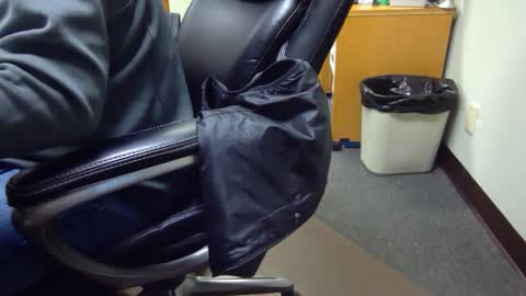 useemie online show from December 13, 7:21 pm