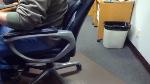 useemie online show from April 26, 11:57 pm