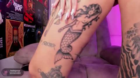 Val help me get 100 thumbs up 3 online show from October 30, 4:57 am