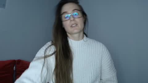 Valensiya online show from March 8, 9:40 pm