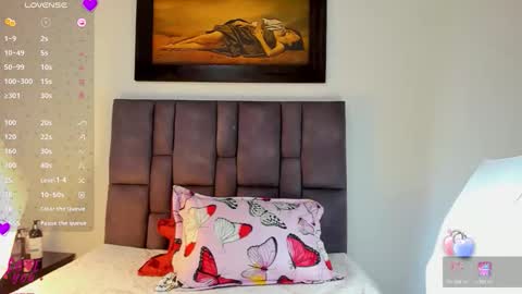 Vahiolet smith online show from February 18, 3:28 am