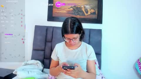 Vahiolet smith online show from May 27, 3:03 am