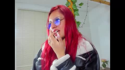 vaiiolett__ online show from November 25, 12:26 pm