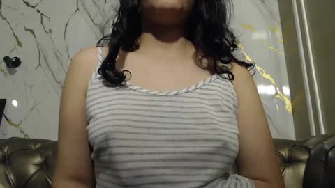 Snapshot of vainilla_cam chatting on September 23, 1:21 am Vainilla online show from September 23, 1:21 am