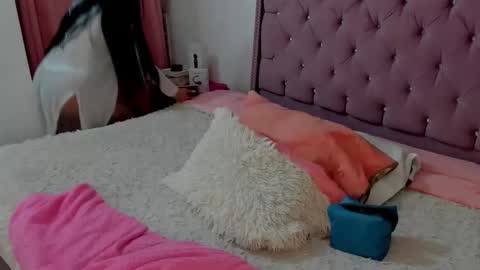 Valentina online show from April 22, 3:02 am