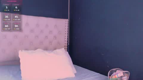 Snapshot of valen_thompson chatting on January 11, 11:02 pm IG-valen mendoza99 twitter valenthompson99 online show from January 11, 11:02 pm