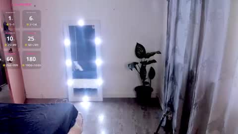 IG-valen mendoza99  twitter valenthompson99 online show from July 9, 10:58 pm