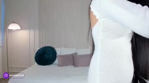 Valentina Torres online show from March 18, 6:25 pm