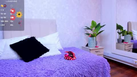 valentinarivers online show from April 13, 12:20 pm