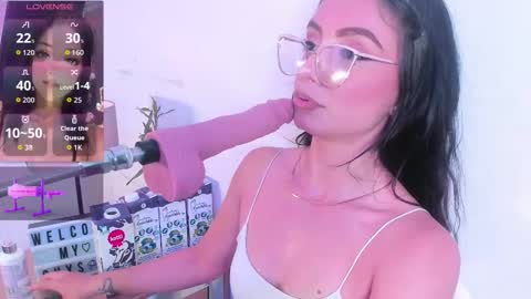 Valentina montes online show from February 11, 12:53 pm