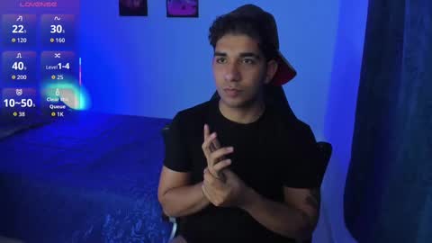 Snapshot of valentino_santos chatting on September 17, 12:25 am valentino santos online show from September 17, 12:25 am