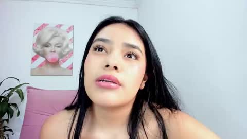 valeria_miller69 online show from December 19, 2:56 pm