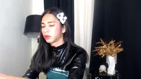 valeriacruise online show from April 1, 9:12 pm