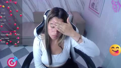 valerie_b online show from February 14, 9:03 am