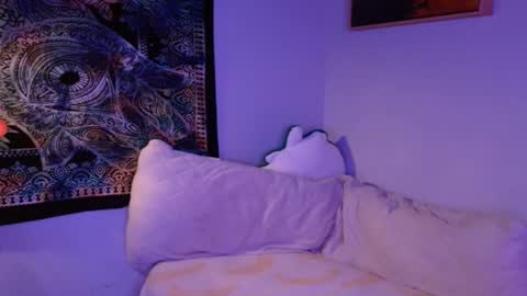 Valerie Virago online show from December 23, 7:03 am