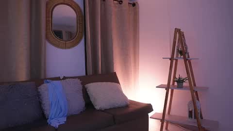 Valerie Style3 online show from November 10, 4:04 am