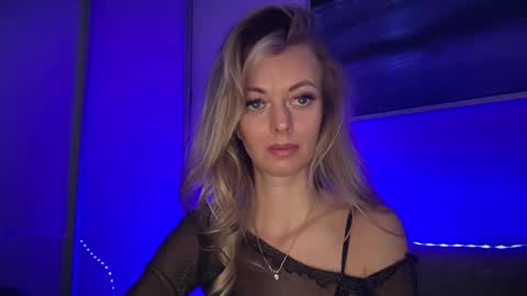 Valerie  online show from March 19, 11:59 am