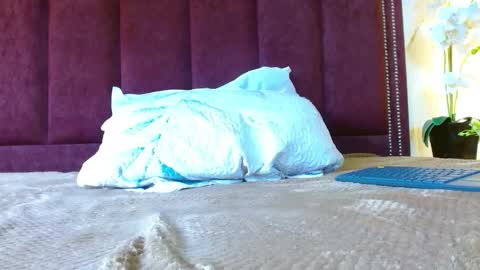 Valerie online show from March 29, 8:32 pm