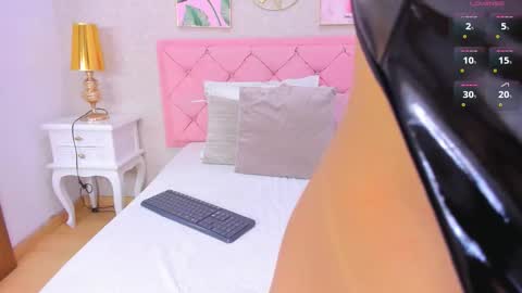   online show from September 13, 7:49 pm