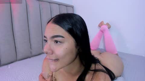 Cris  online show from May 4, 2:45 pm