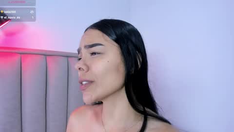 Cris  online show from April 29, 1:49 pm