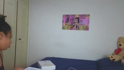 valery_lovex_ online show from April 25, 8:49 am