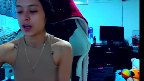 B V Naughty online show from June 21, 10:38 pm