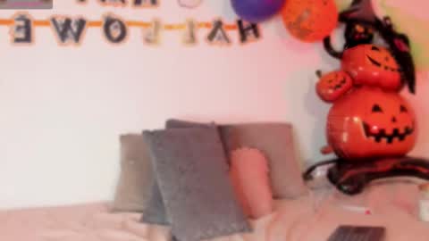 call me Maria online show from October 30, 6:14 am