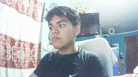 Valesh19 online show from January 6, 3:32 am