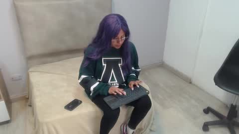 valevicious online show from September 29, 7:02 pm