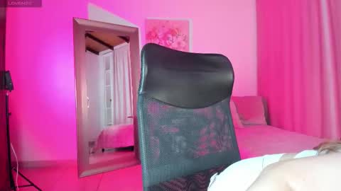 valey_x online show from October 17, 5:00 am