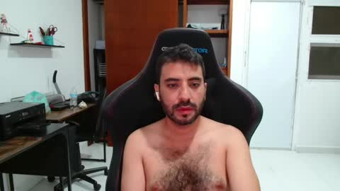 Roberto Carlos online show from May 2, 2:39 am