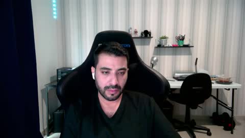 Roberto Carlos online show from October 18, 9:52 pm