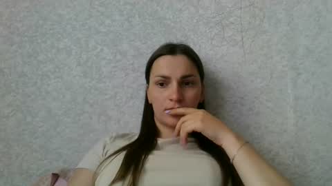 valleria21 online show from June 15, 1:25 pm