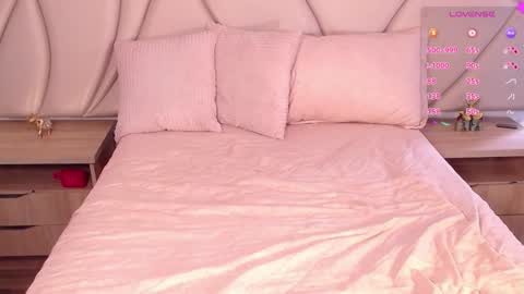 Vallery online show from September 10, 6:53 pm