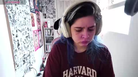 Snapshot of vallolet1_ chatting on October 12, 4:53 pm Im Violet online show from October 12, 4:53 pm