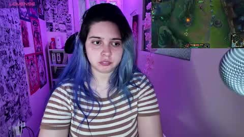 Snapshot of vallolet1_ chatting on September 26, 1:13 am Im Violet online show from September 26, 1:13 am