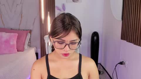 Vallolet Peach  online show from October 2, 11:42 am