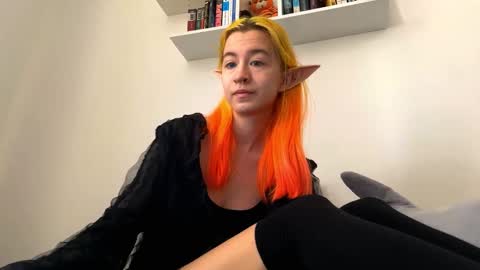 Emily online show from February 11, 8:07 am