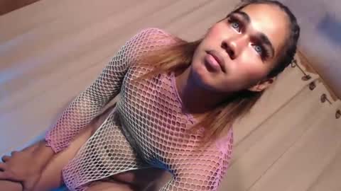 vampy_ebony_laxine online show from October 18, 9:46 am