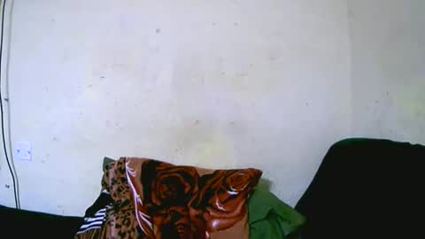 Snapshot of vanah344375 chatting on September 23, 2:44 pm vanah344375 online show from September 23, 2:44 pm