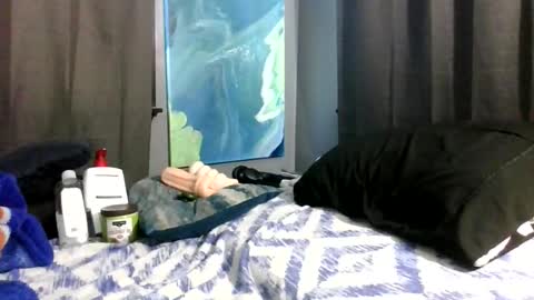 vance_93 online show from February 23, 6:43 pm