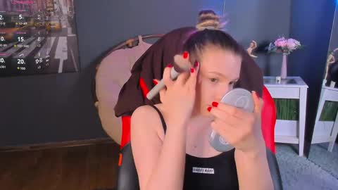 Vanessa online show from April 17, 3:25 pm