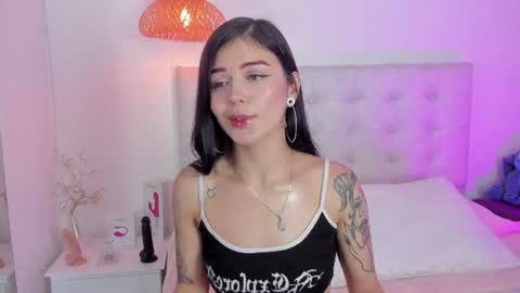 Vane  online show from July 2, 1:36 am