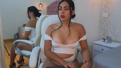 Vanessa  online show from October 24, 8:31 pm